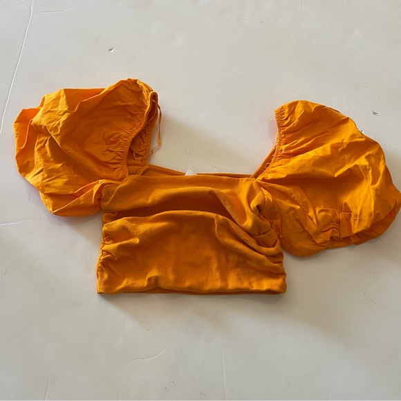 Zara Women’s Orange Puff Sleeve Cropped Top - Picture 4 of 4
